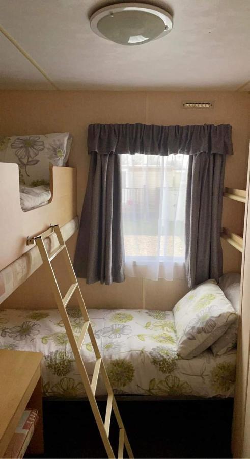 Dees Caravan Lettings Kingfisher Elm 453 Инголдмелс Экстерьер фото